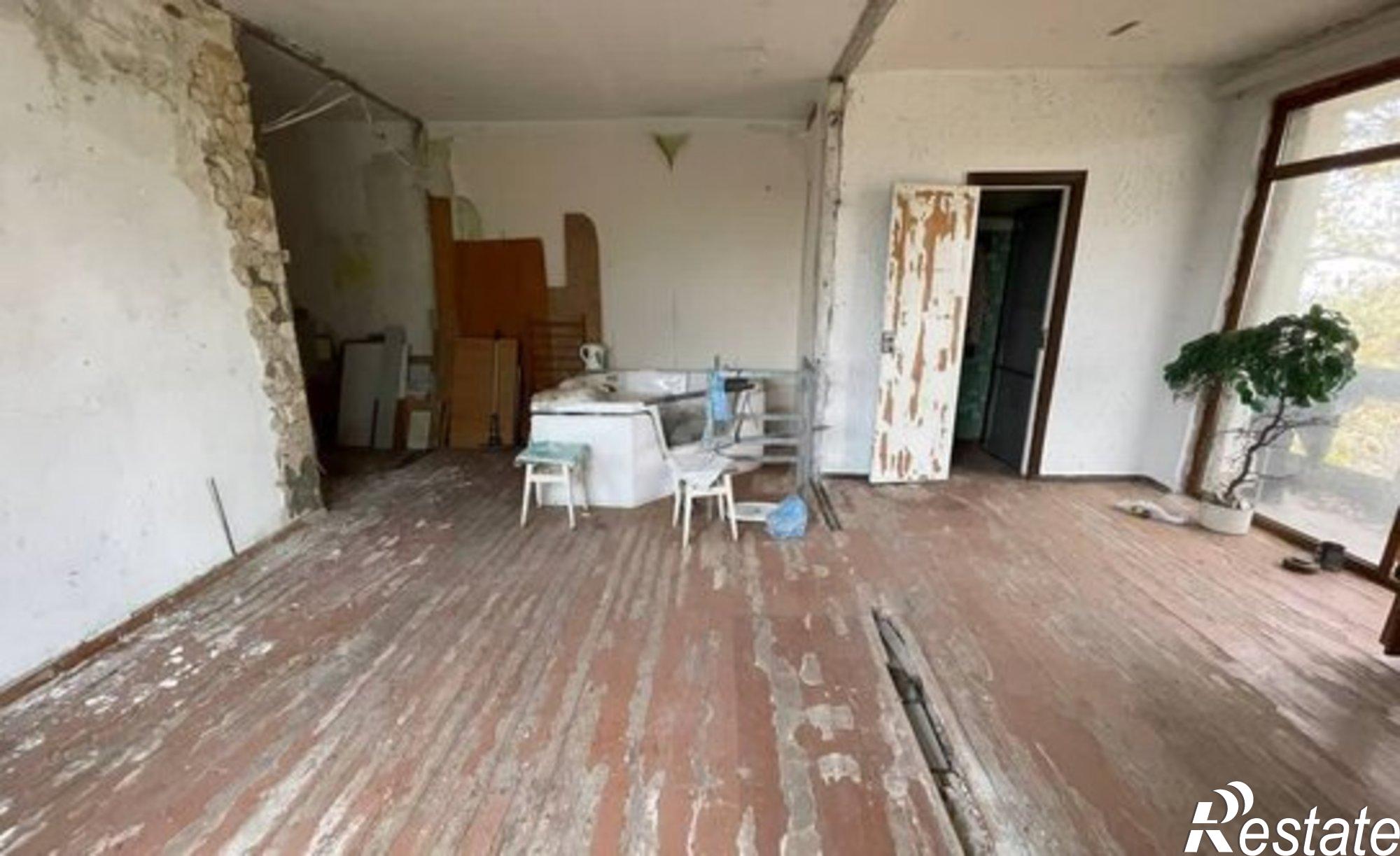 Купить квартиру за 5 000 000 рублей на ул Генерала Жидилова, 26