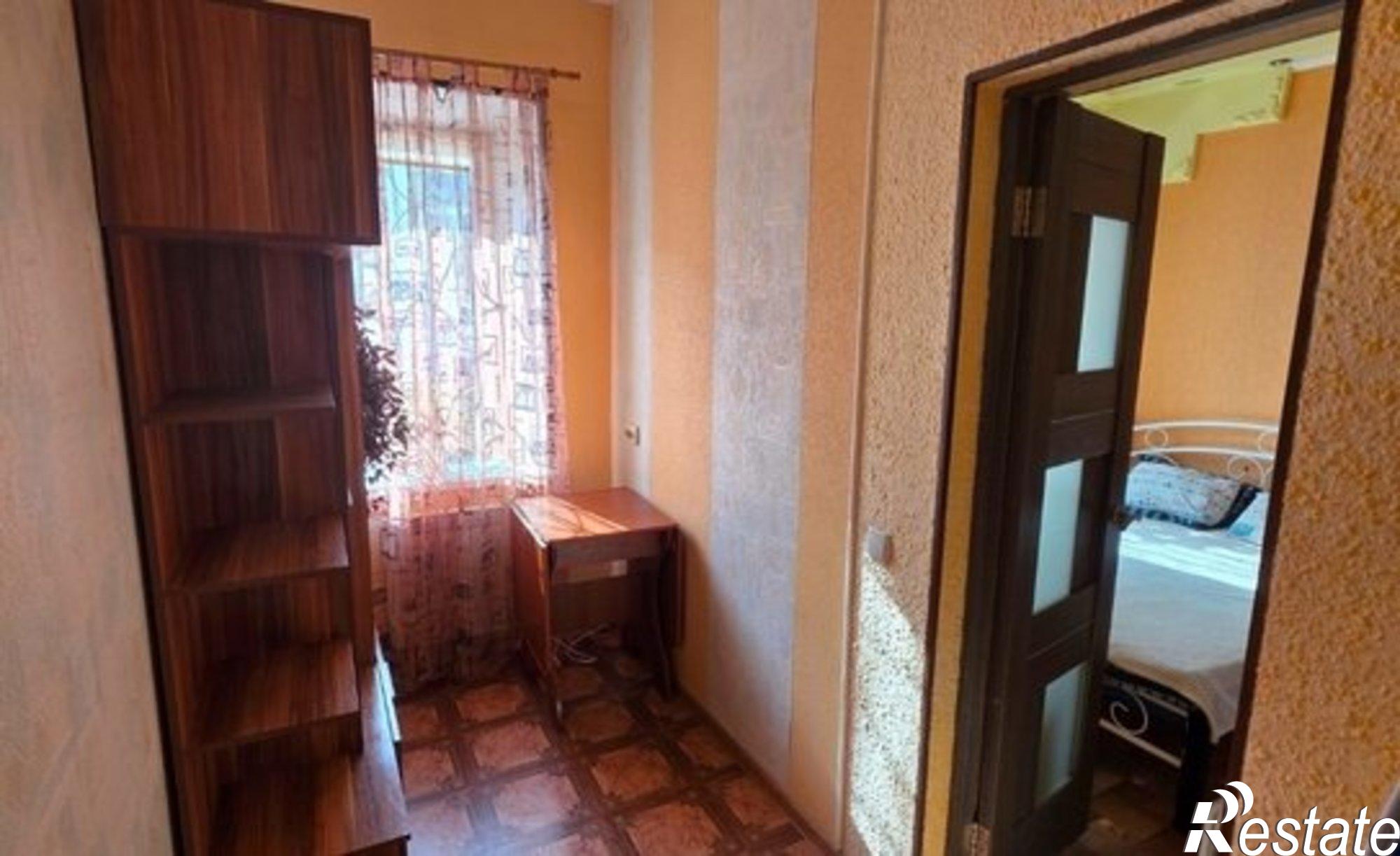 Купить квартиру за 6 900 000 рублей на Евпатория, улица Володарского, 4