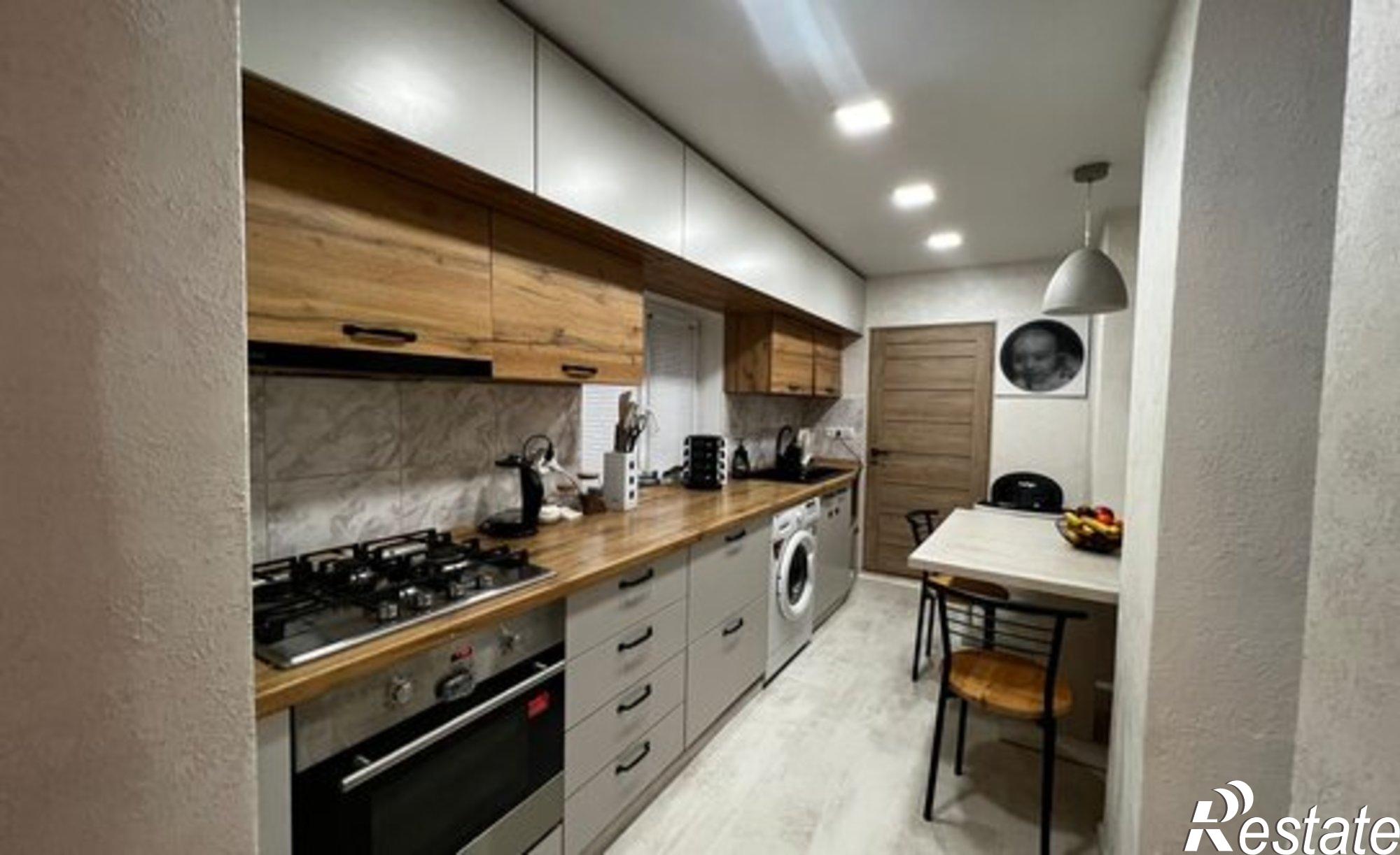 Купить квартиру за 5 990 000 рублей на Симферополь, Краснознамённая улица, 11