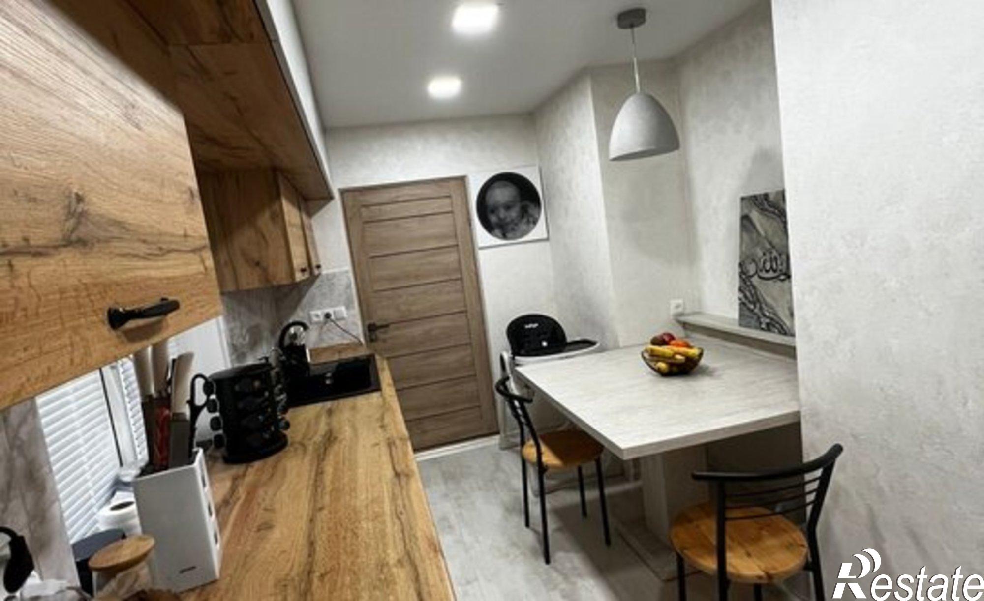 Купить квартиру за 5 990 000 рублей на Симферополь, Краснознамённая улица, 11