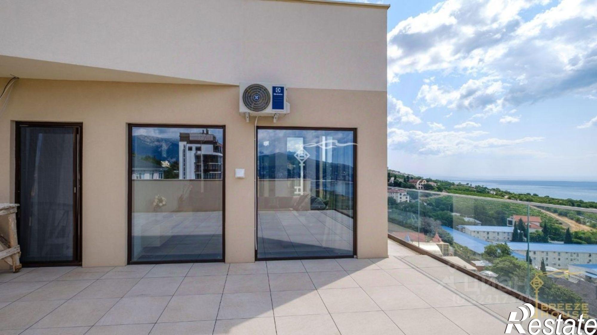 Купить квартиру за 75 000 000 рублей на г Ялта, поселок городского типа Массандра