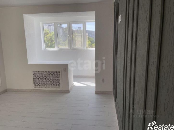 3-комн квартира 3-й микрорайон, 82В,  д. 82В