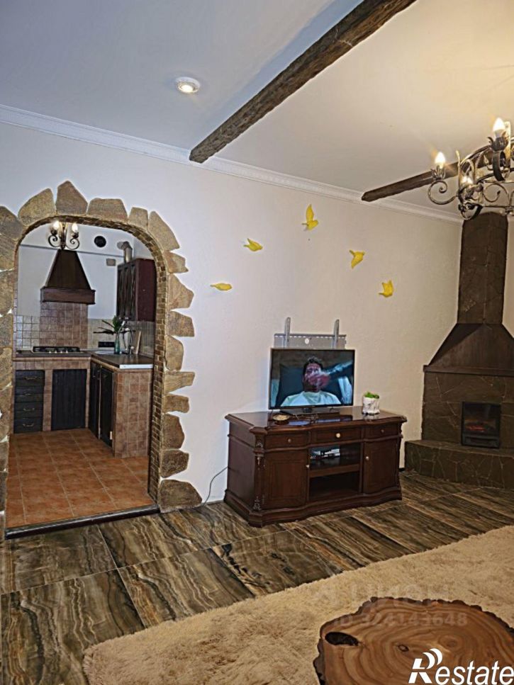 3-комн квартира улица Генерала Петрова, 19,  д. 19