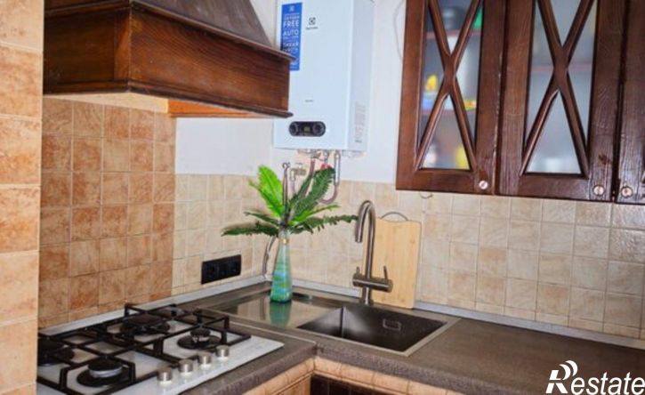 3-комн квартира улица Генерала Петрова, 19,  д. 19