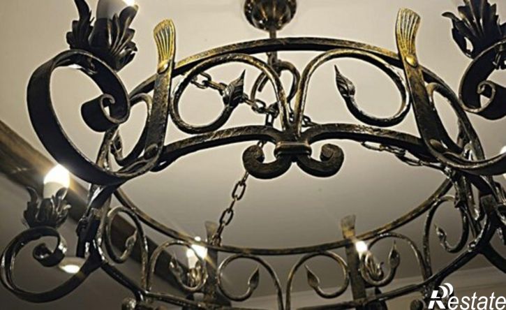 3-комн квартира улица Генерала Петрова, 19,  д. 19