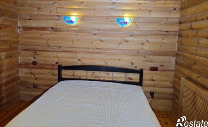 3-комн квартира улица Генерала Петрова, 19,  д. 19