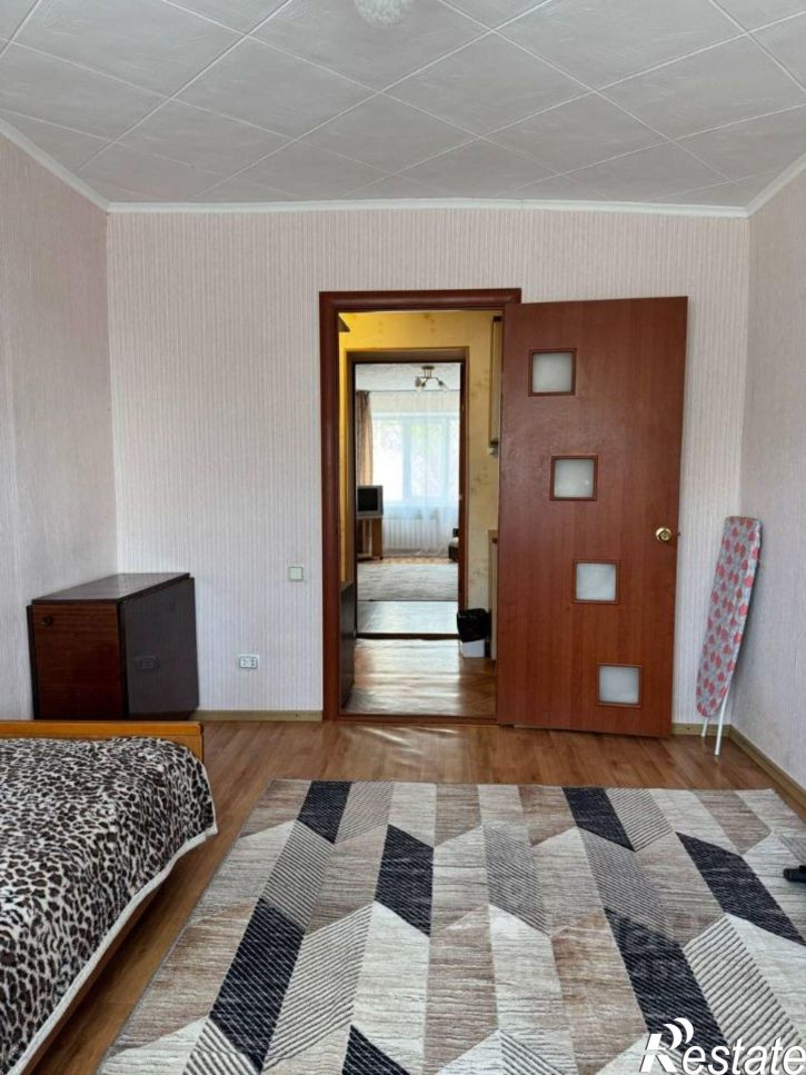 Комната Строительная улица, 8,  д. 8