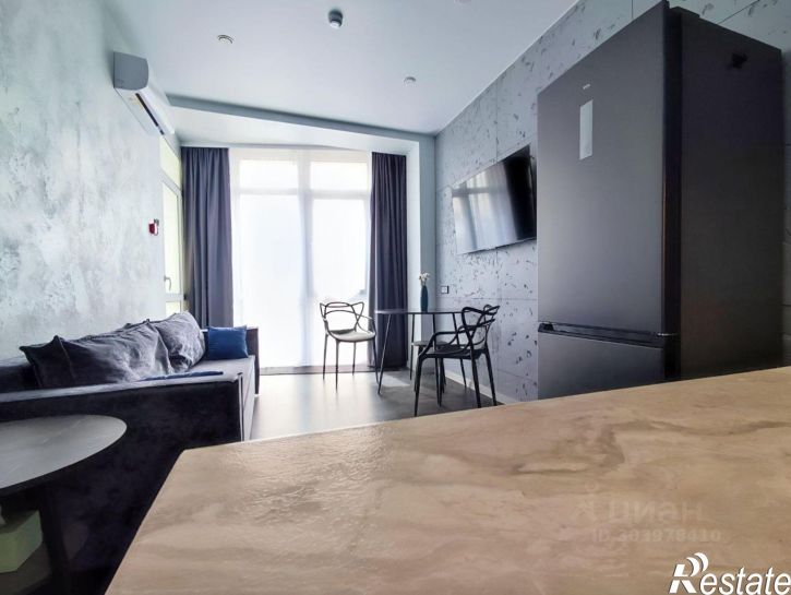 2-комн квартира улица Лётчиков, 10,  д. 10