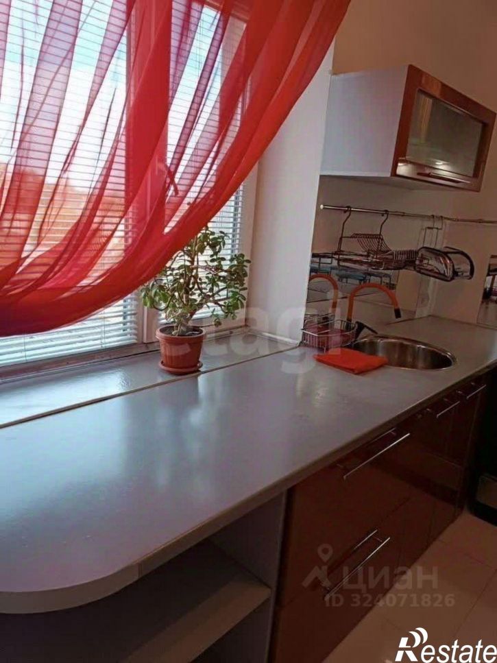 2-комн квартира ул Кржижановского, 8,  д. 8