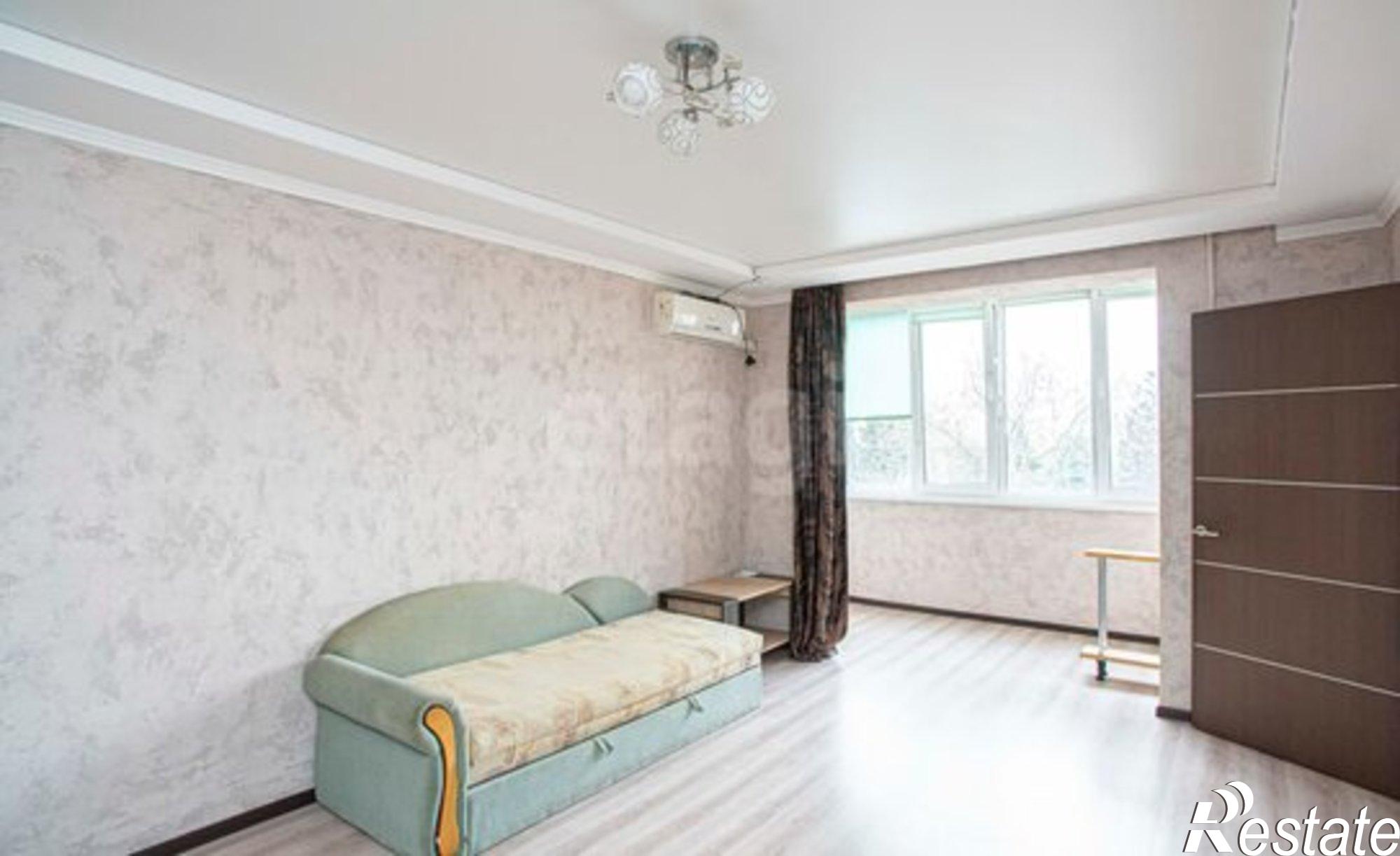 Купить квартиру за 6 180 000 рублей на ул Хрусталева, 69