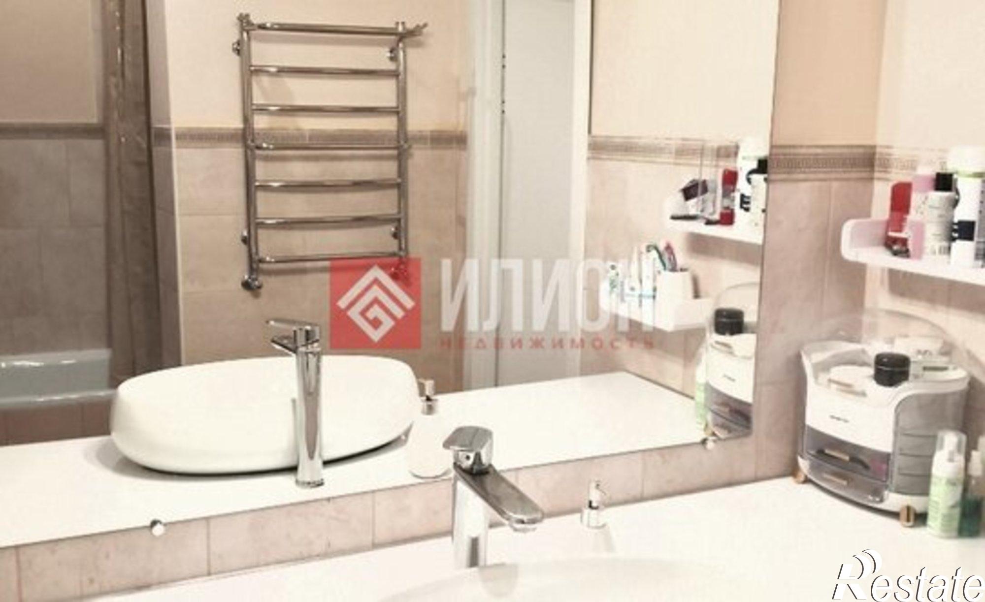 Купить квартиру за 18 500 000 рублей на Античный проспект, 10