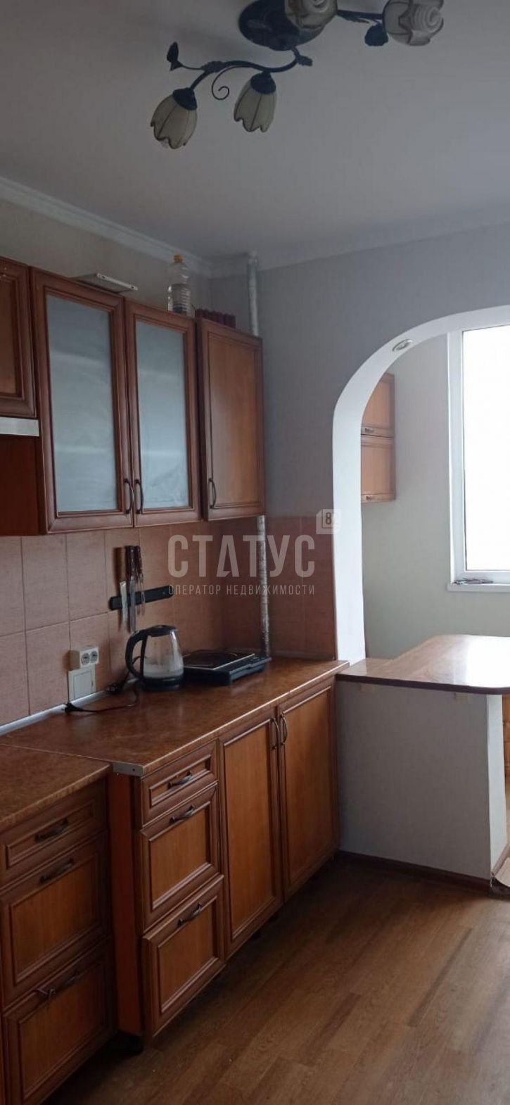 2-комн квартира Стахановская ул, 32