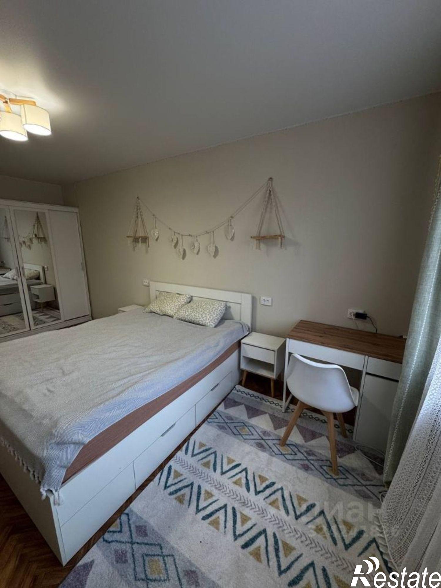 Сдать квартиру за 55 000 рублей на ул Карантинная, 16