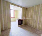 3-комн, 74кв м, этаж 2/5 улица Марка Донского, 23