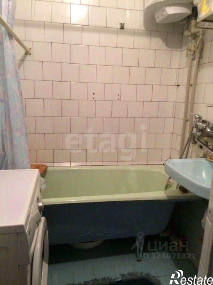 2-комн квартира улица Кржижановского, 8,  д. 8