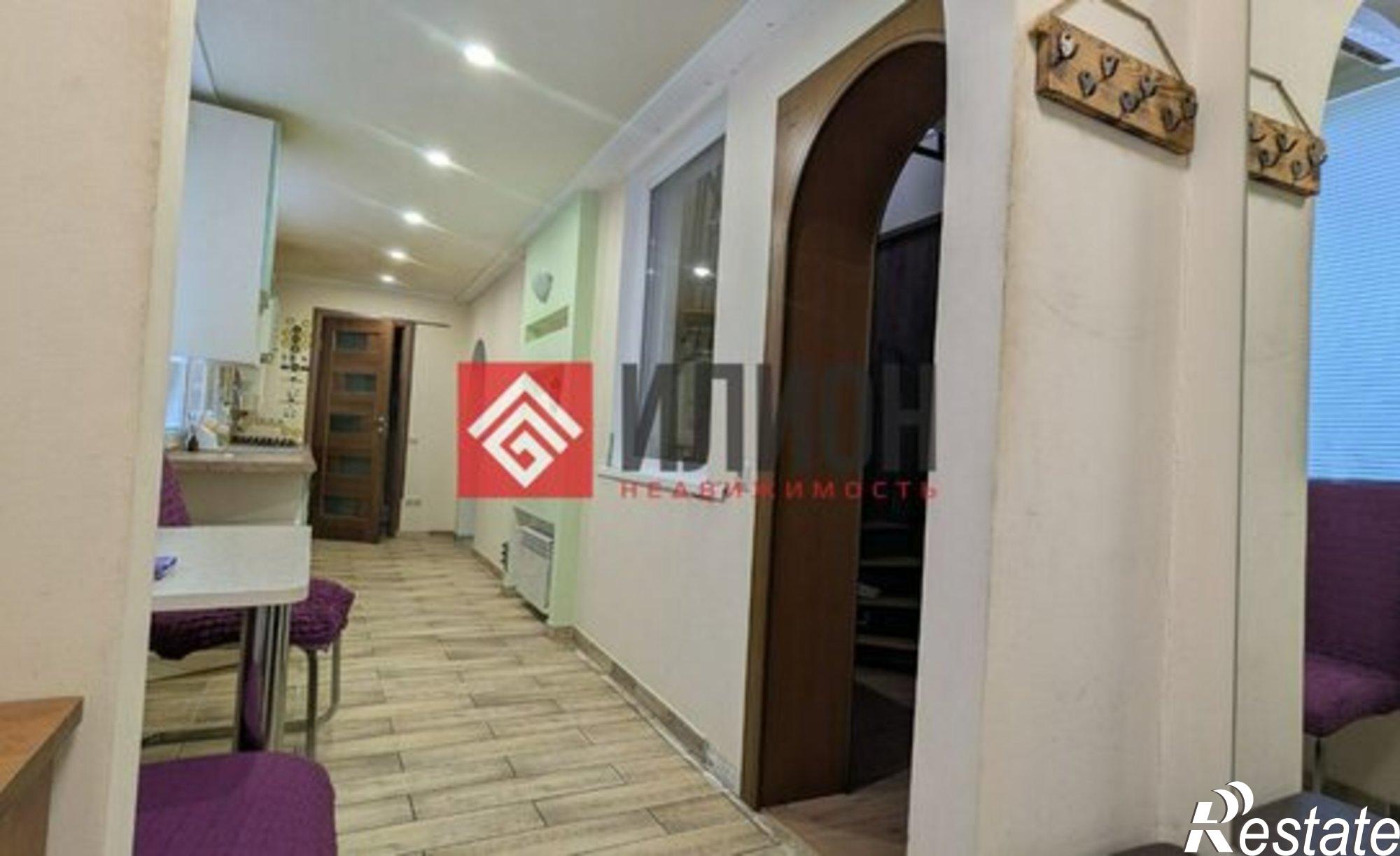 Купить квартиру за 15 000 000 рублей на Ялта, Потёмкинский переулок, 3