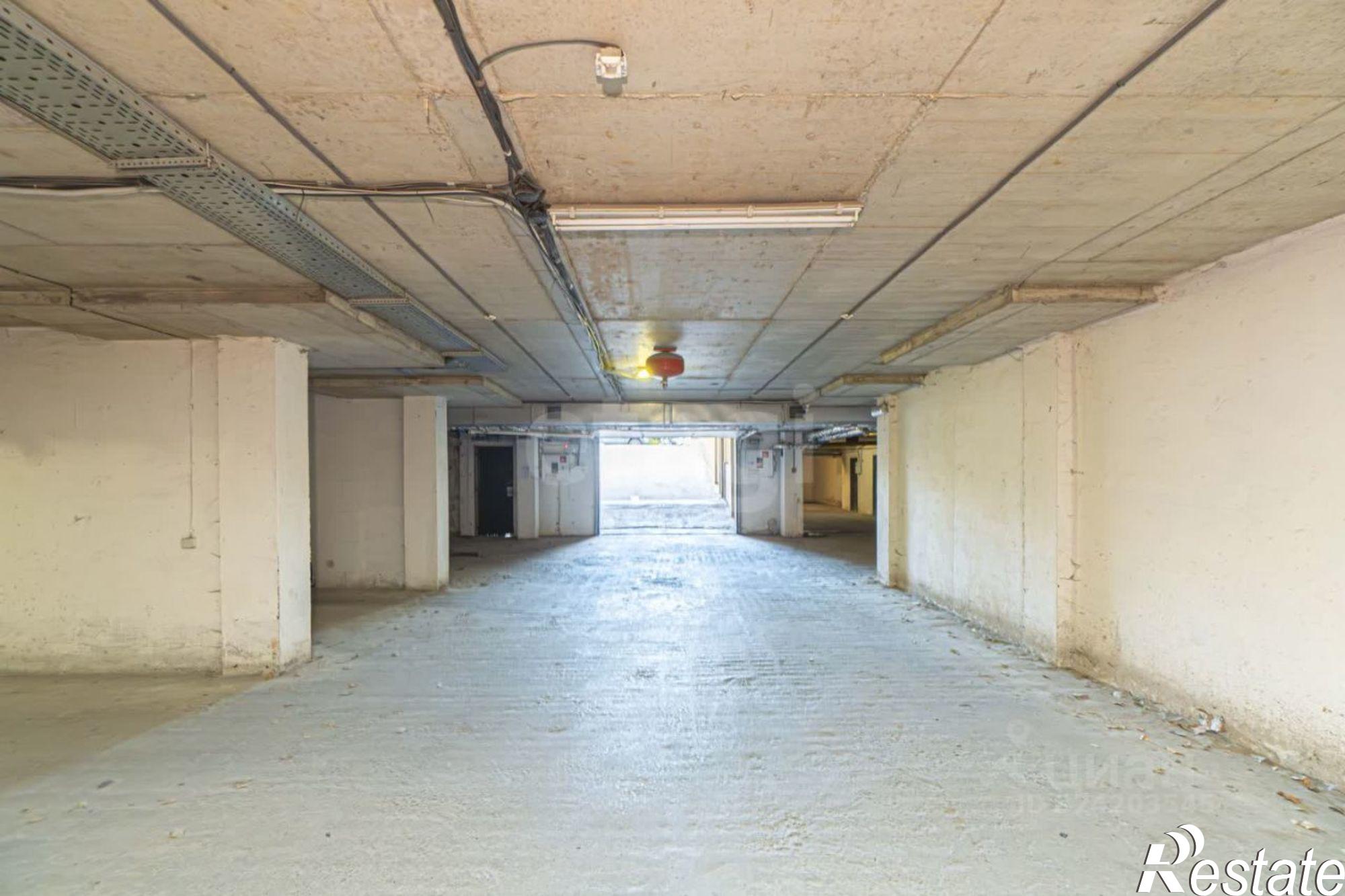 Купить гараж, место в паркинге за 2 453 280 рублей на улица Героев Бреста, 116