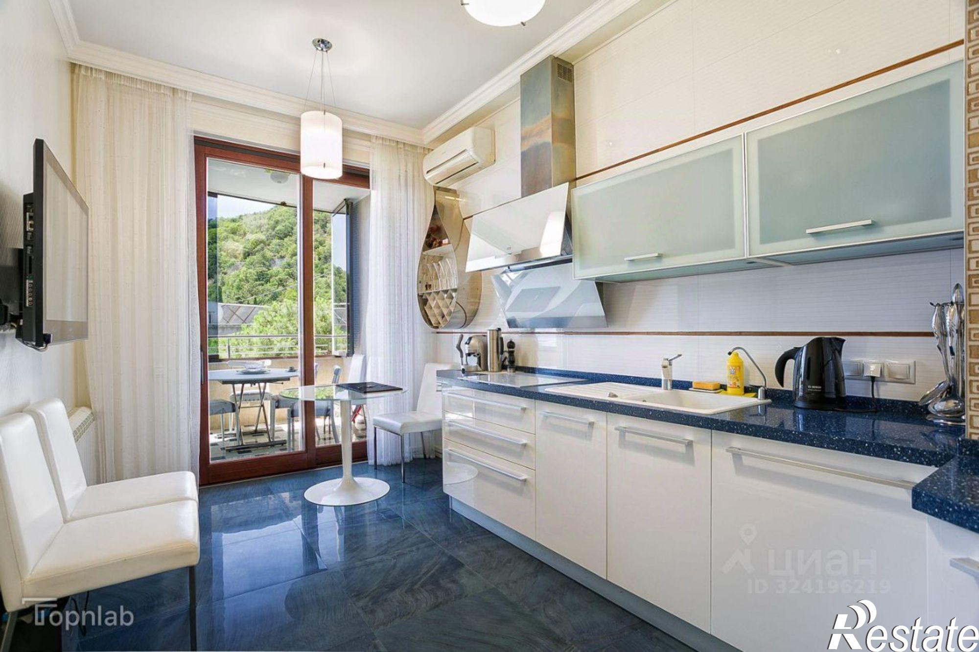 Купить квартиру за 60 000 000 рублей на Алупкинское шоссе, 12А