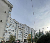 2-комн, 76кв м, этаж 2/8 ул Героев Бреста, 51