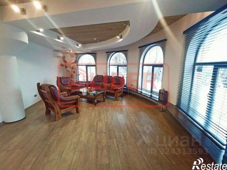 Офис Красный спуск, 3,  д. 3