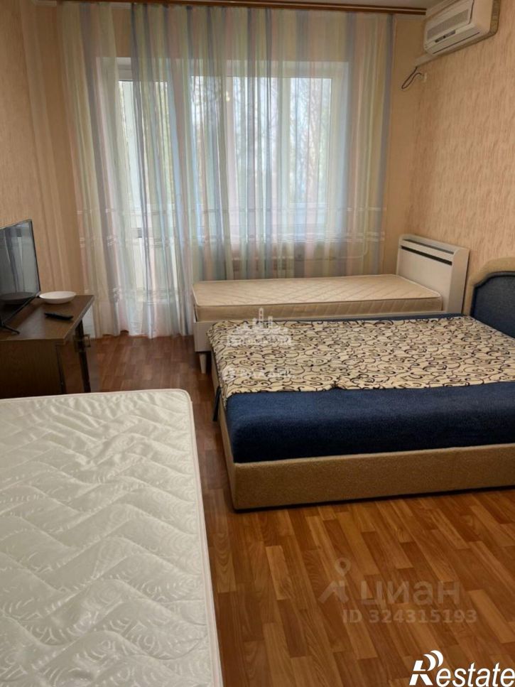 2-комн квартира 1-й микрорайон, 9,  д. 9