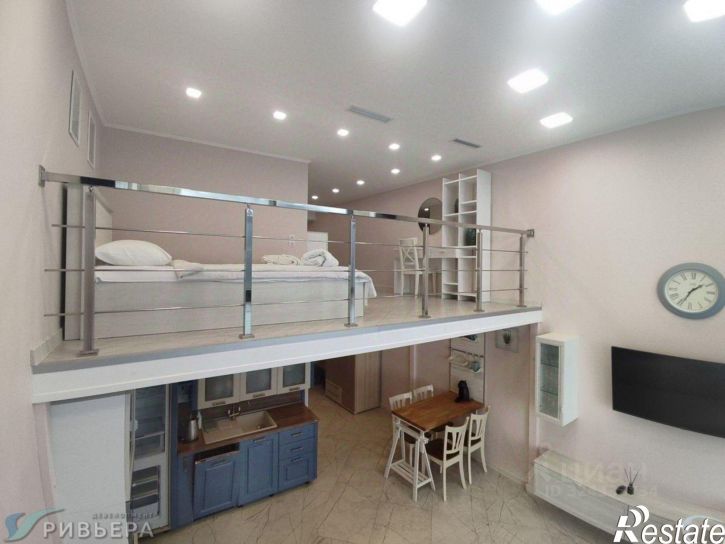 4-комн квартира Ялтинская улица, 14 литО,  д. 14 литО