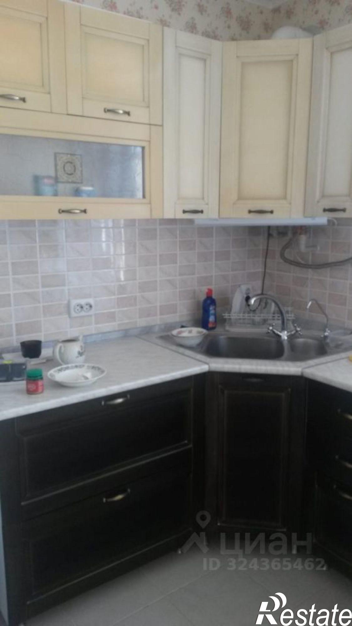 Сдать квартиру за 30 000 рублей на Античный проспект, 22