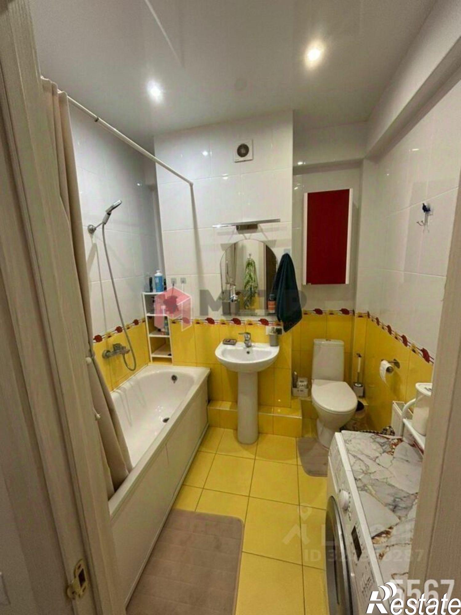 Купить квартиру за 12 000 000 рублей на Античный пр-кт, 12а