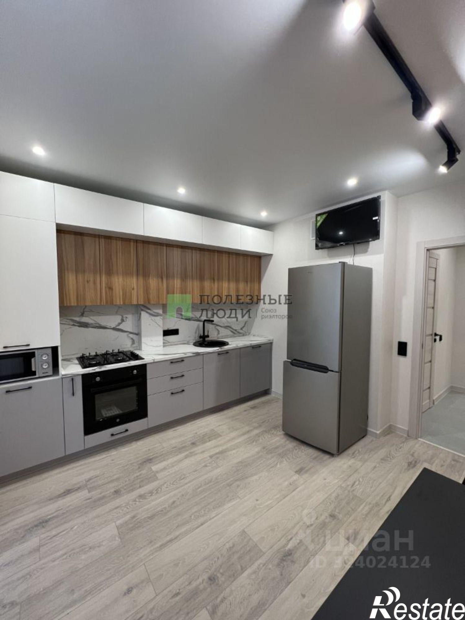 Купить квартиру за 11 000 000 рублей на ул Горпищенко, 127 8