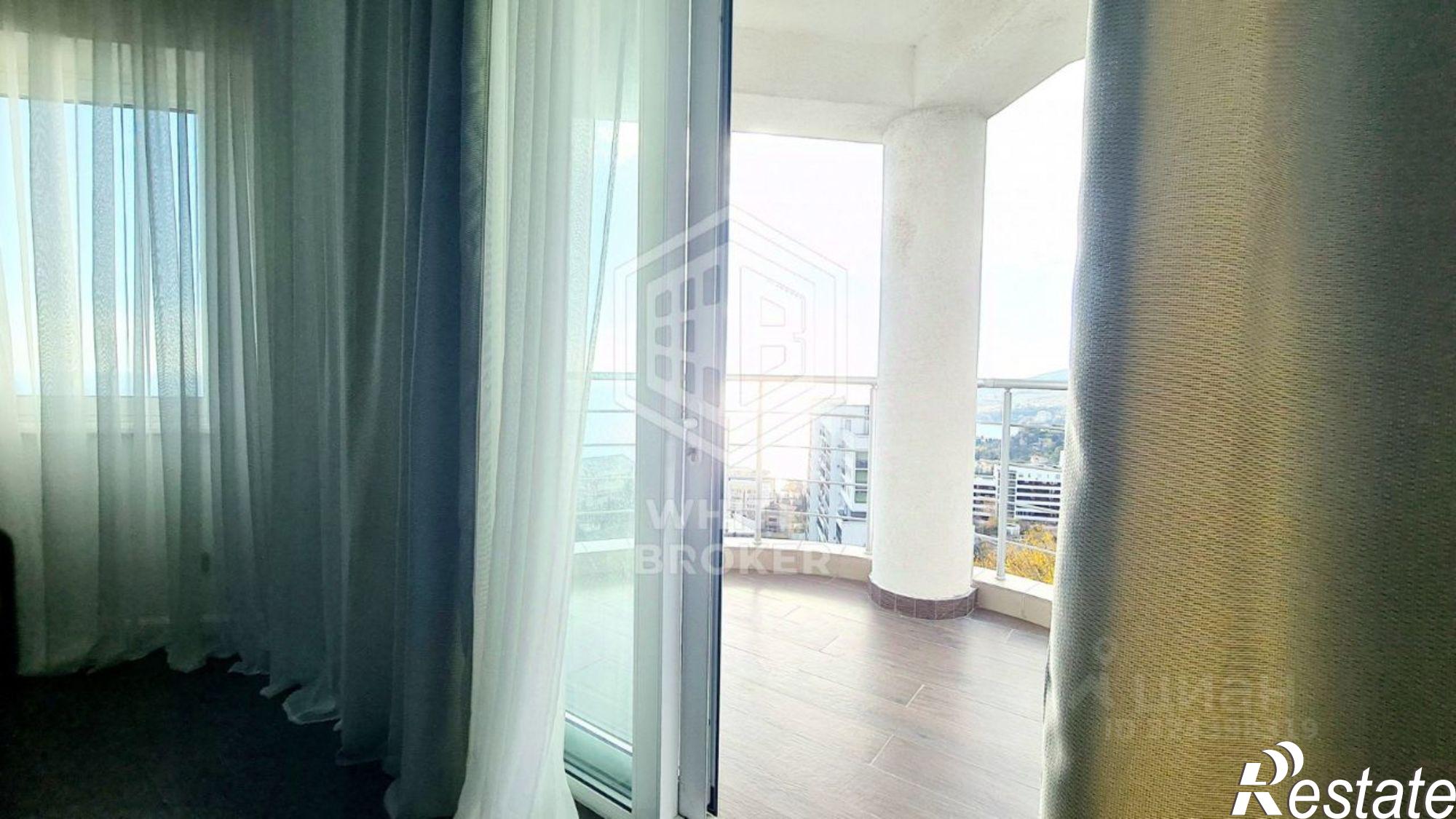 Купить квартиру за 12 800 000 рублей на Ялтинская улица, 14 литА к1