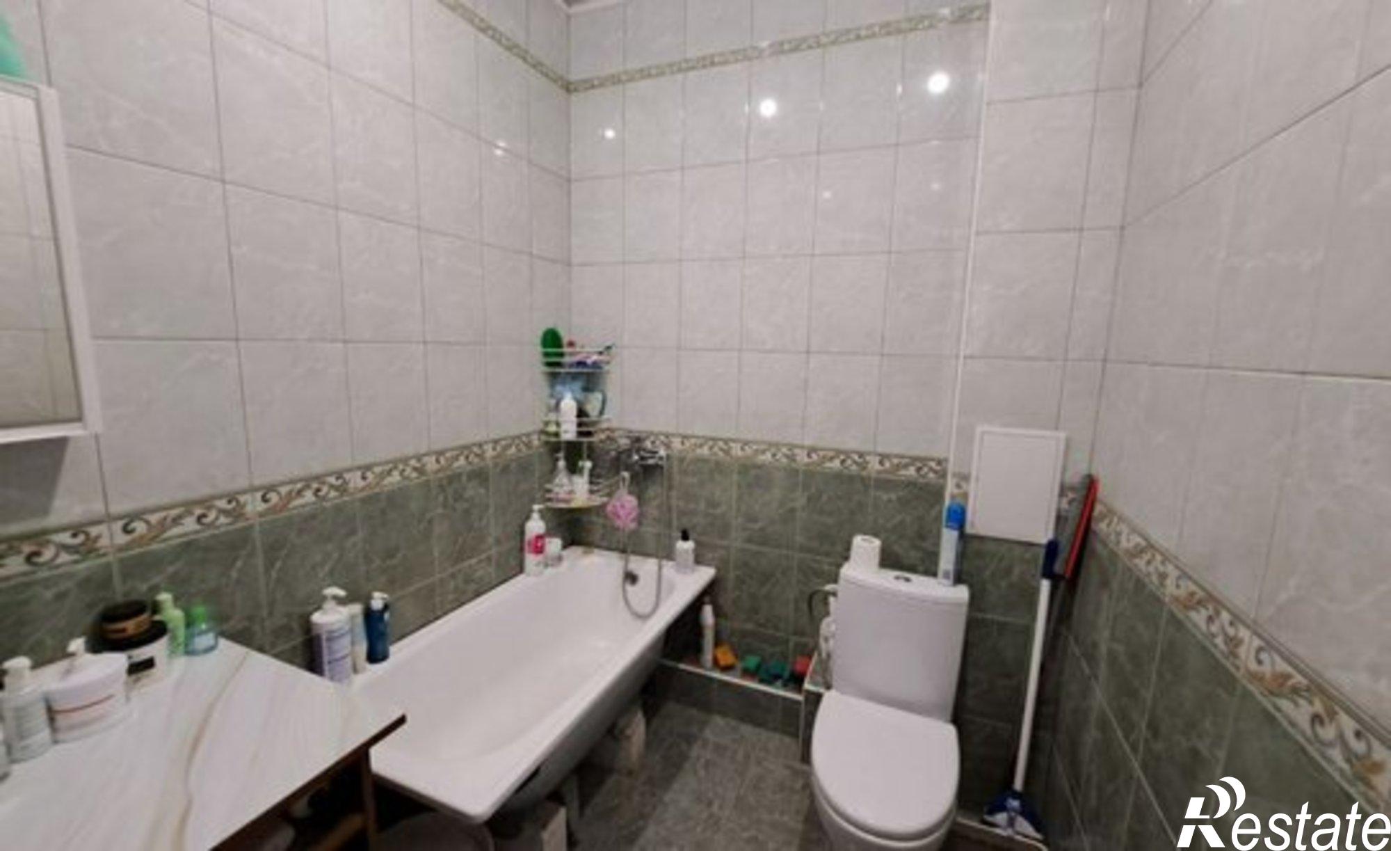 Купить квартиру за 8 200 000 рублей на Античный проспект, 68