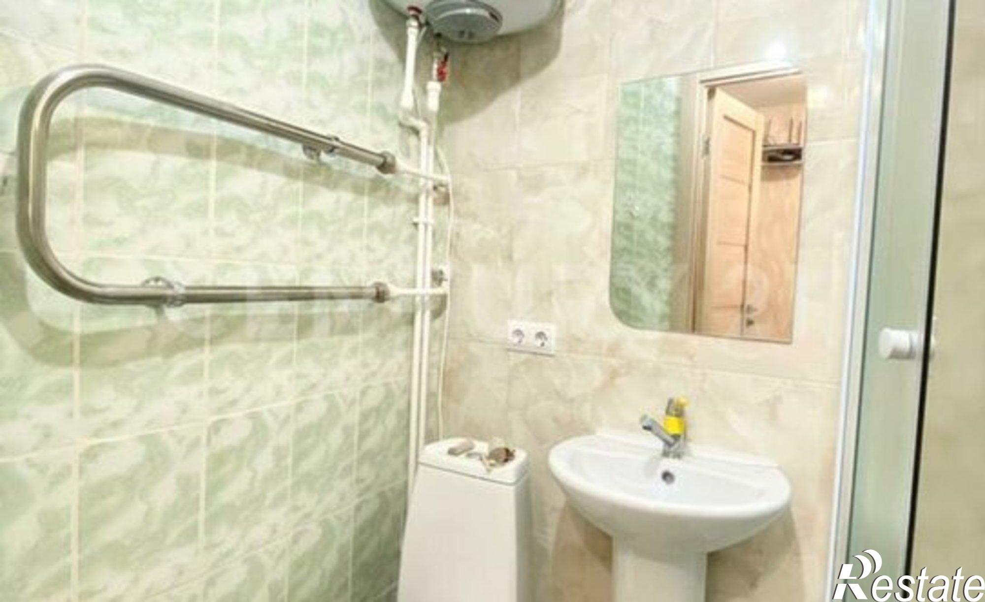 Купить квартиру за 5 500 000 рублей на проспект Генерала Острякова, 172