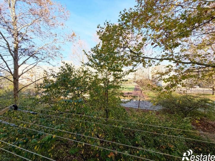 2-комн квартира проспект Октябрьской Революции, 25,  д. 25