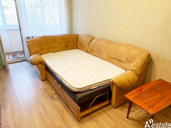 2-комн квартира проспект Октябрьской Революции, 25,  д. 25