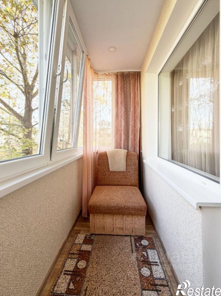 2-комн квартира проспект Октябрьской Революции, 25,  д. 25