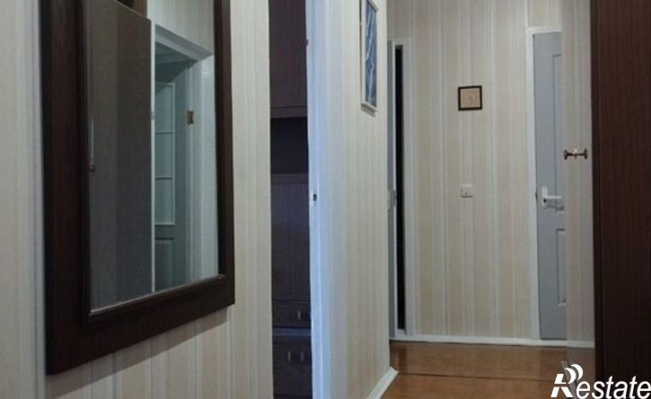 3-комн квартира 1-й микрорайон, 14,  д. 14