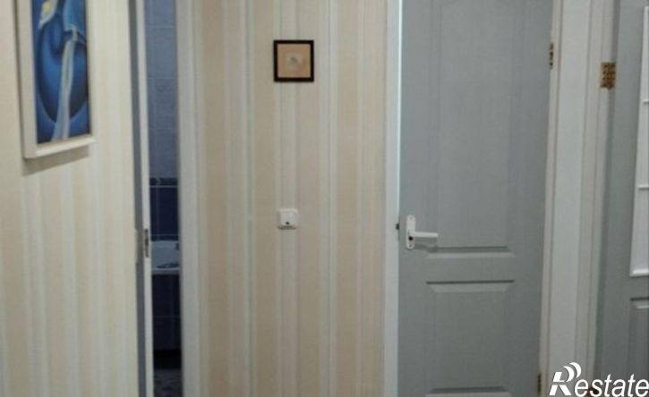 3-комн квартира 1-й микрорайон, 14,  д. 14