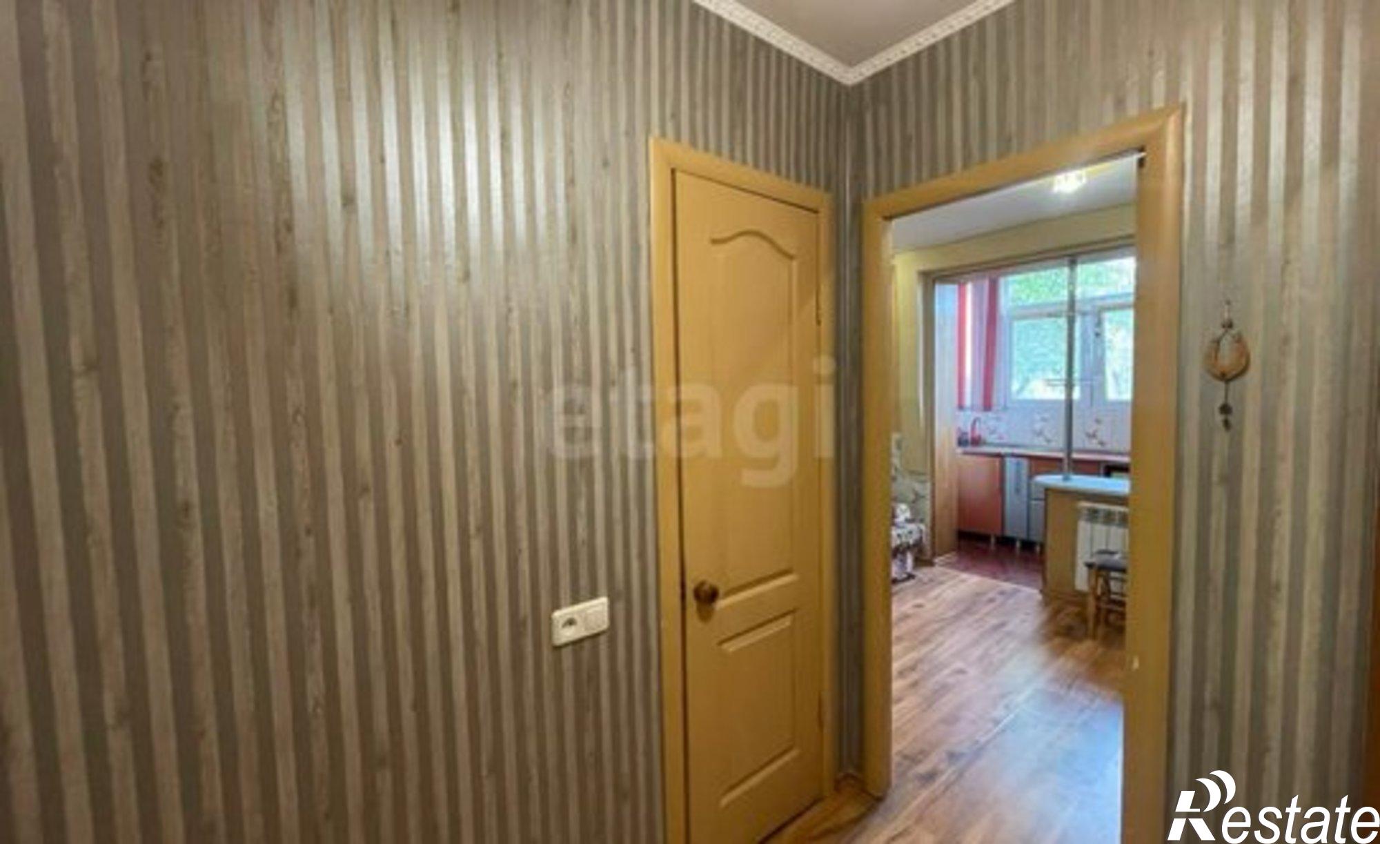 Купить квартиру за 4 100 000 рублей на Ленинский район, Щёлкино, 2-й микрорайон, 57