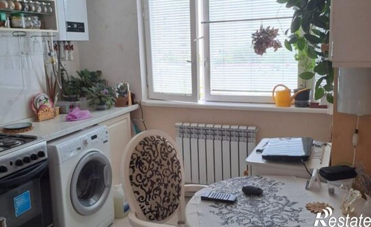 1-комн квартира проспект Октябрьской Революции, 42,  д. 42