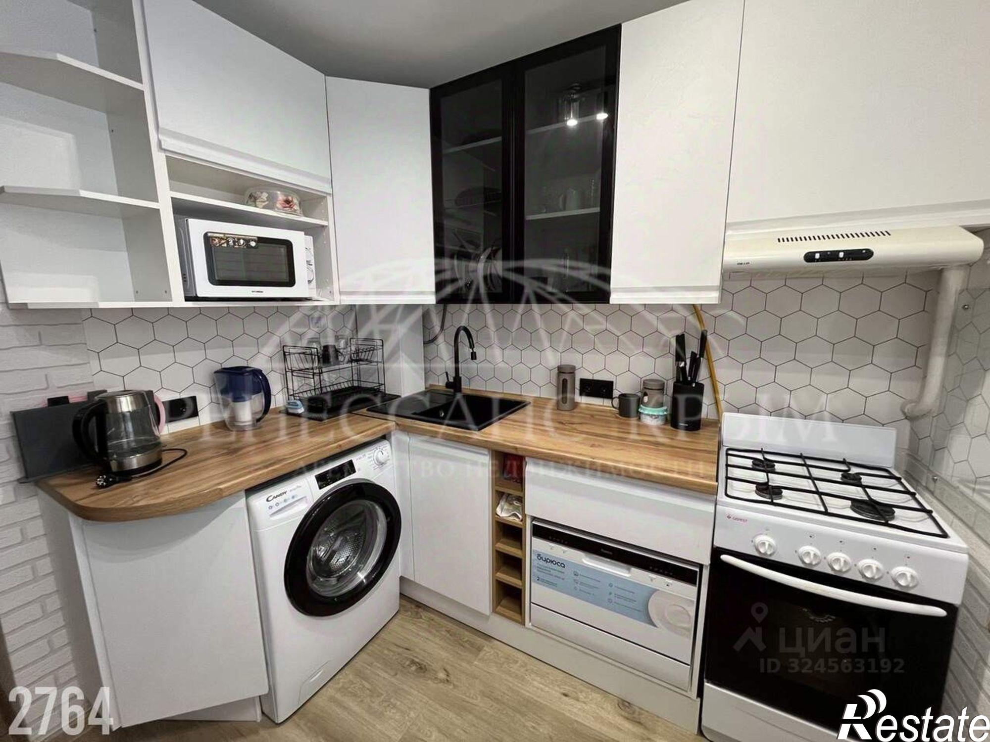 Сдать квартиру за 40 000 рублей на ул Горпищенко, 54