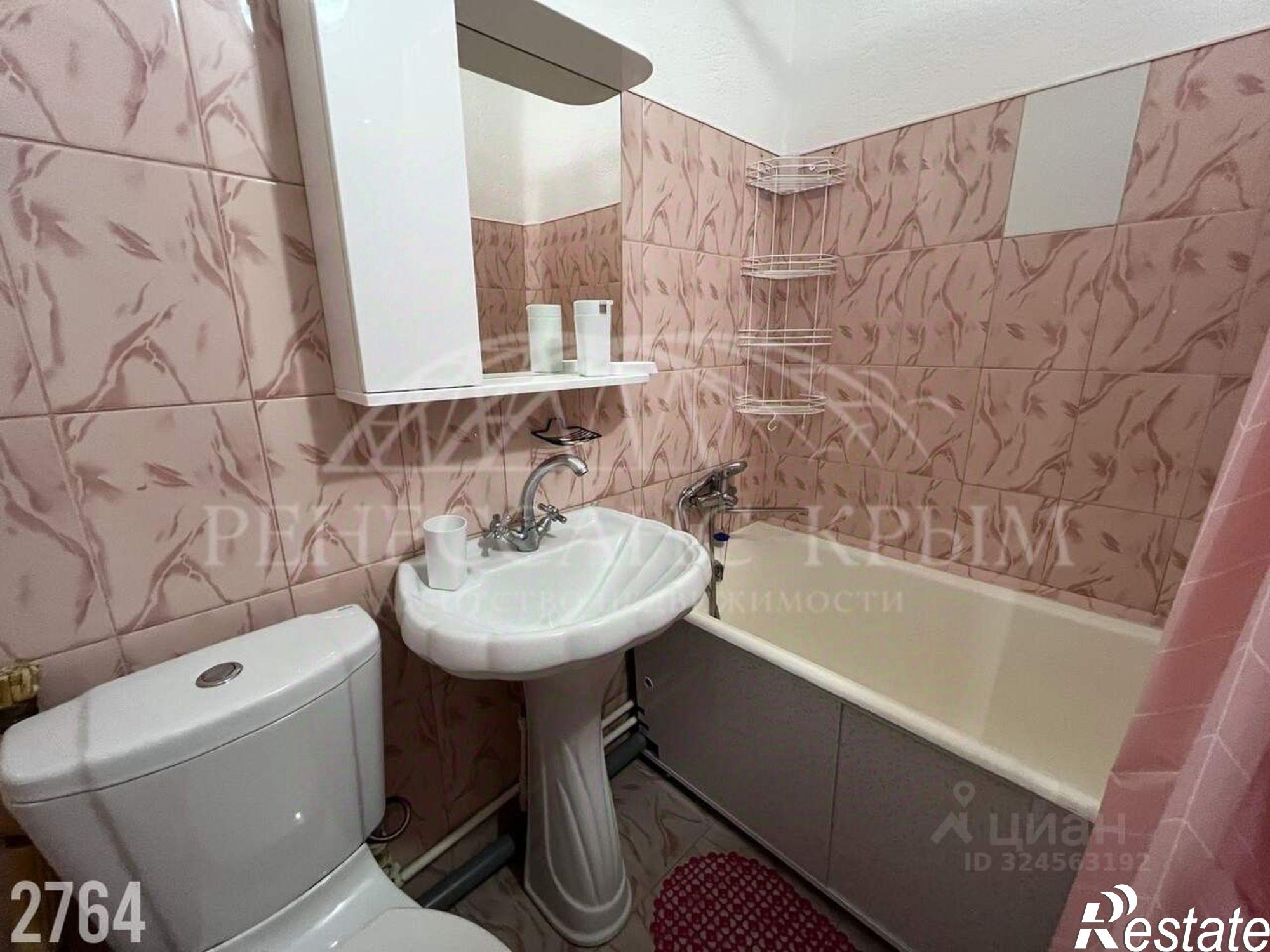 Сдать квартиру за 40 000 рублей на ул Горпищенко, 54