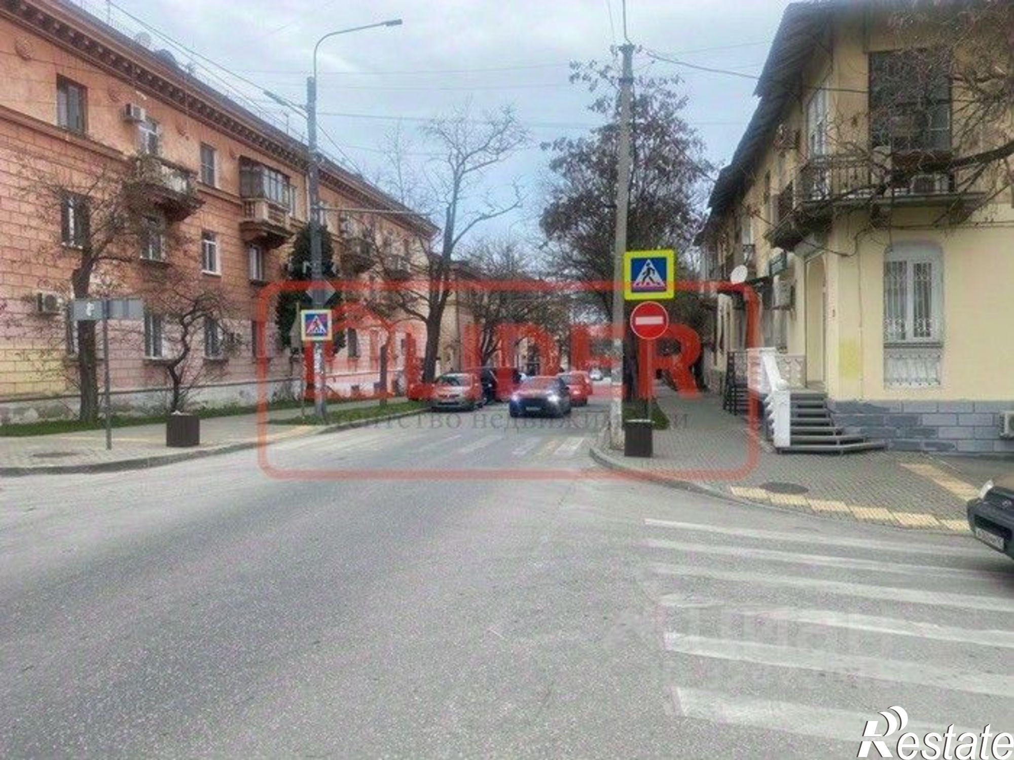 Сдать офис, помещение под офис за 18 000 рублей на ул Новороссийская, 23