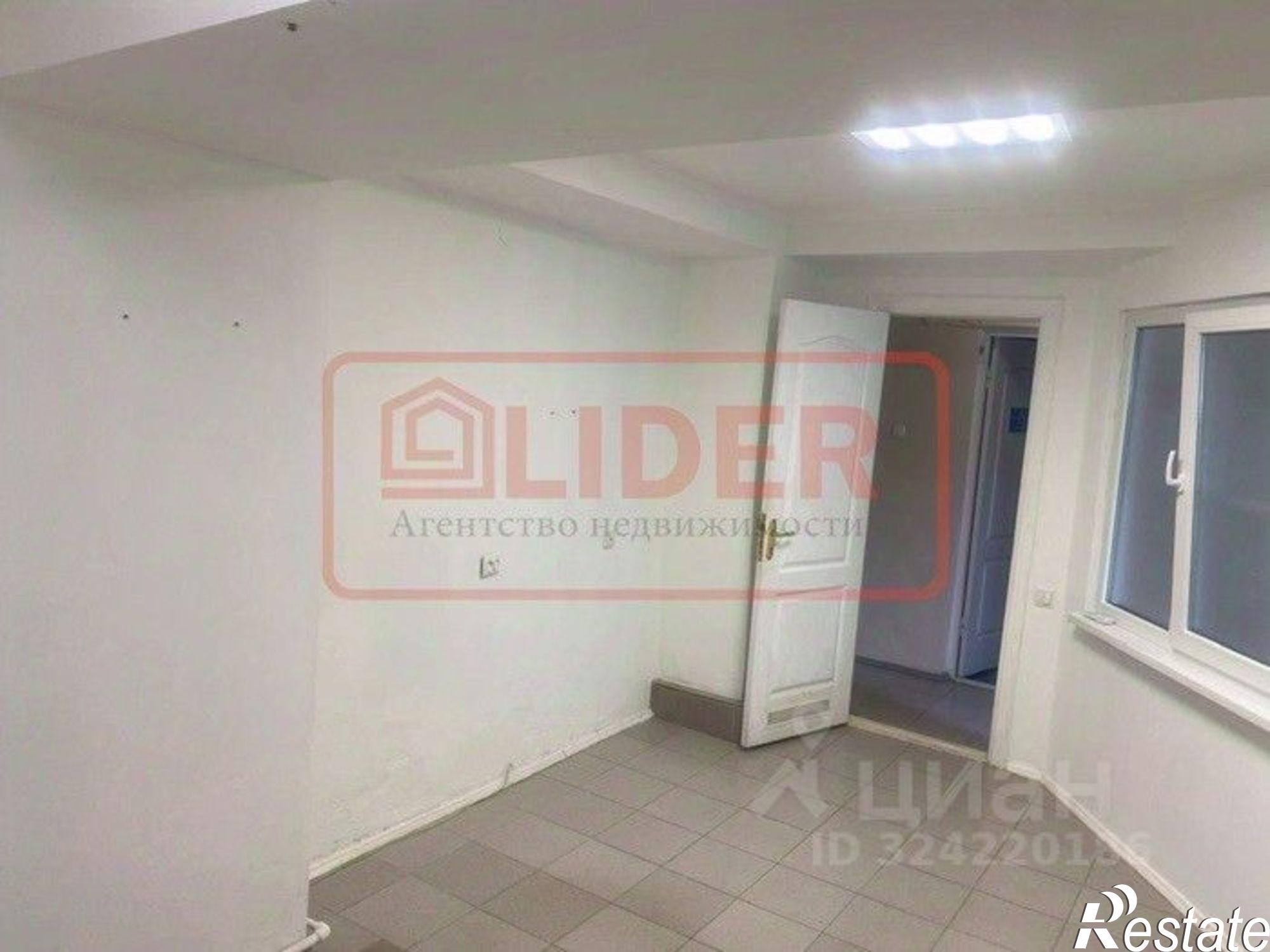 Сдать офис, помещение под офис за 18 000 рублей на ул Новороссийская, 23