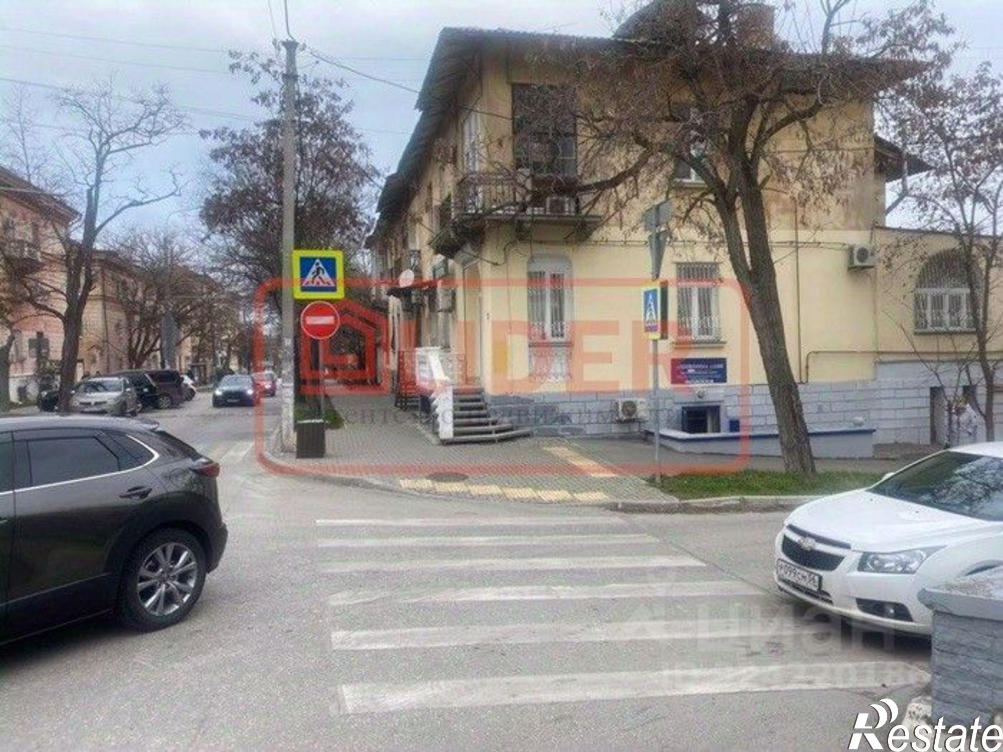 Сдать офис, помещение под офис за 18 000 рублей на ул Новороссийская, 23