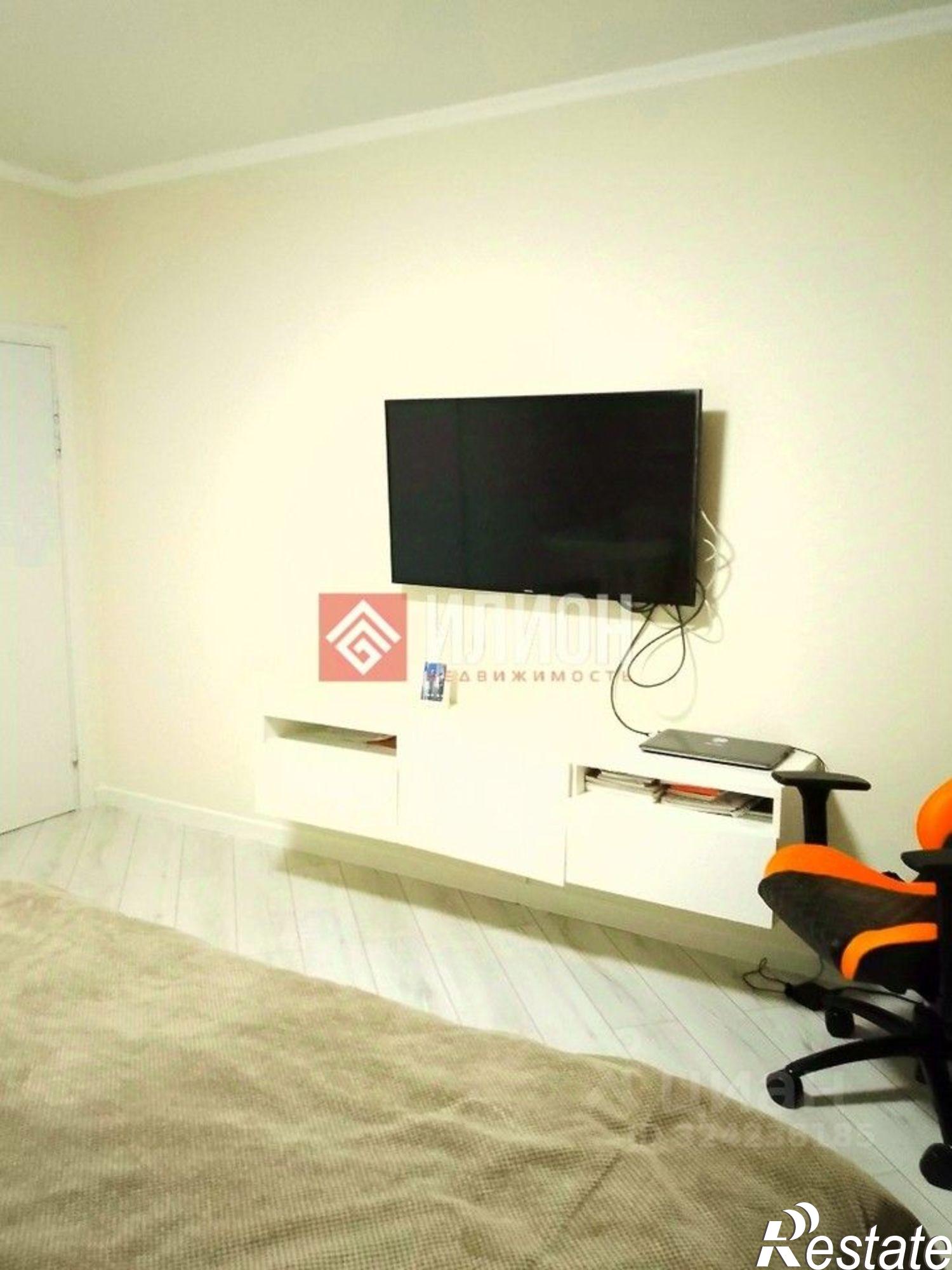 Купить квартиру за 18 000 000 рублей на Античный пр-кт, 10