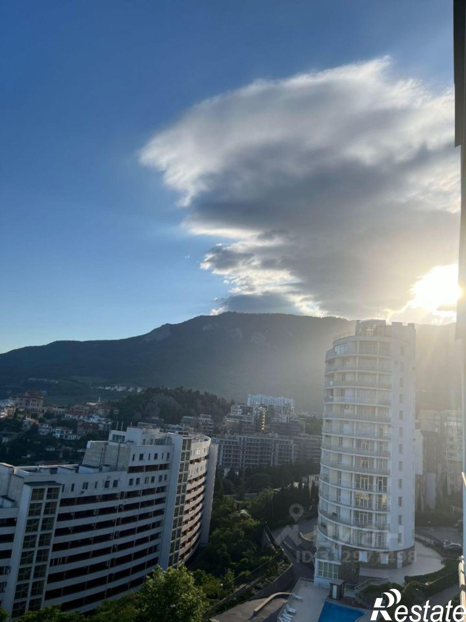 Купить квартиру за 15 200 000 рублей на улица Строителей, 11Г