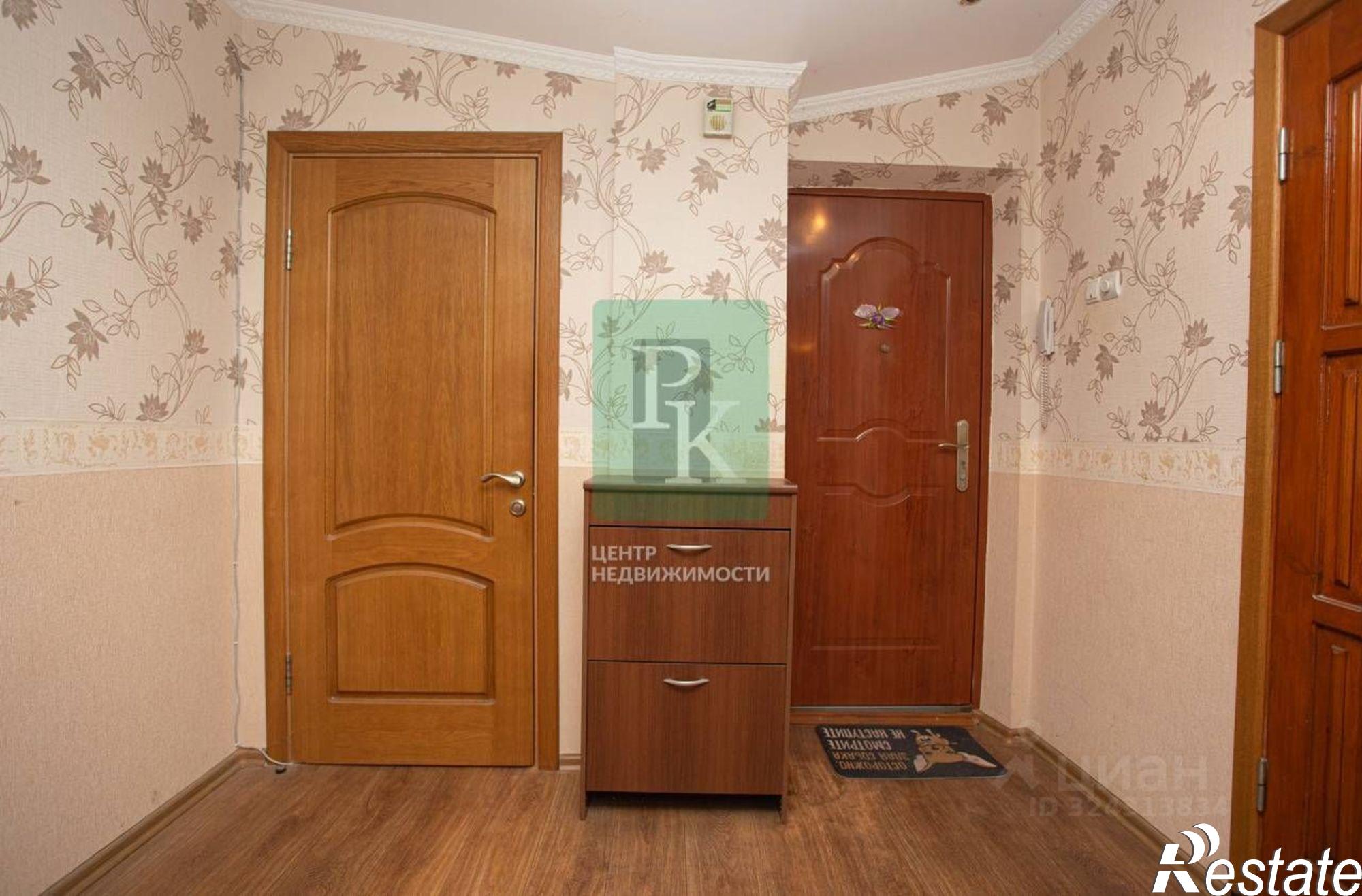 Купить квартиру за 10 000 000 рублей на ул Флагманская, 9