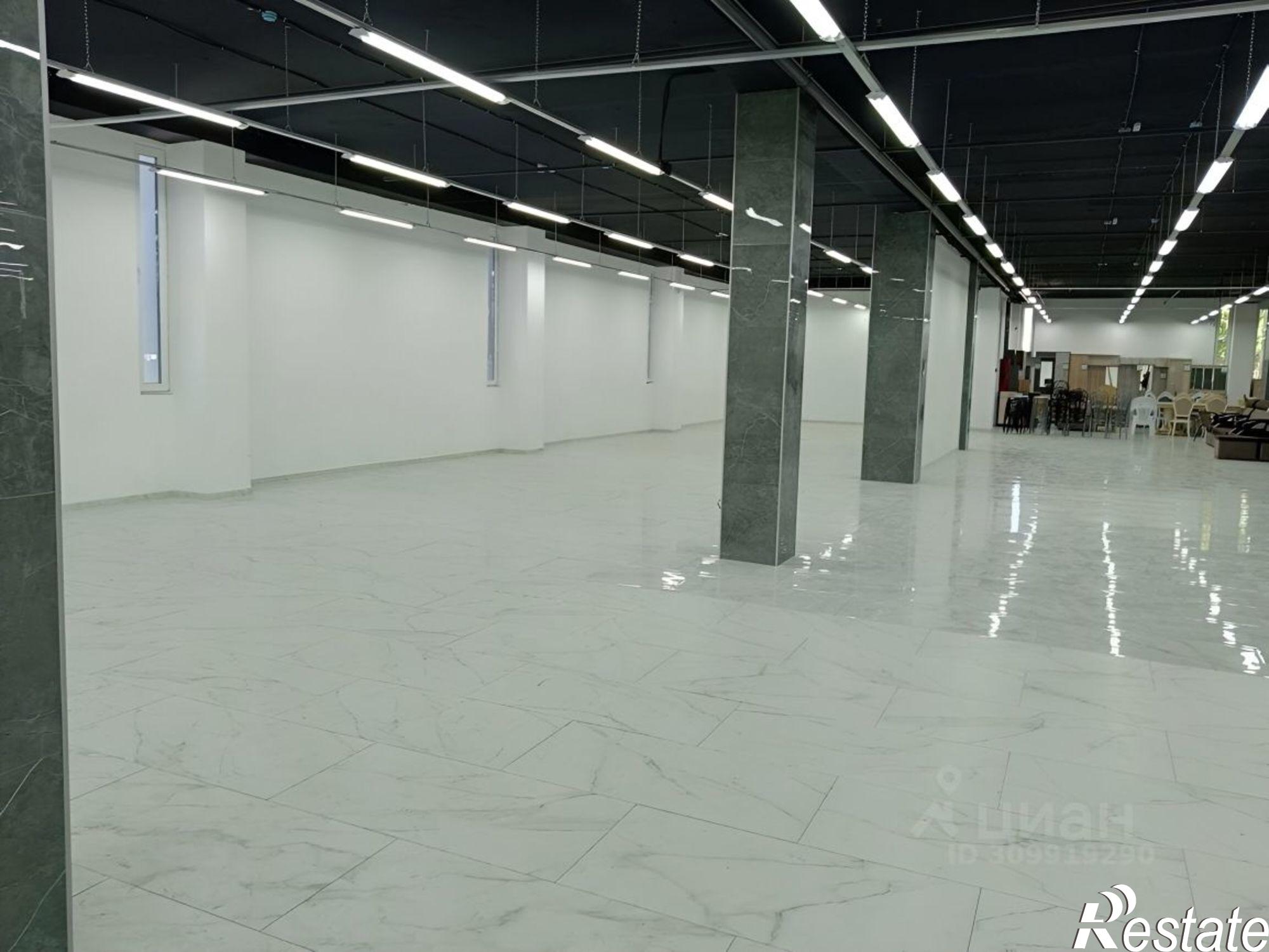 Сдать торговое помещение за 305 008 рублей на улица Мирошниченко, 2