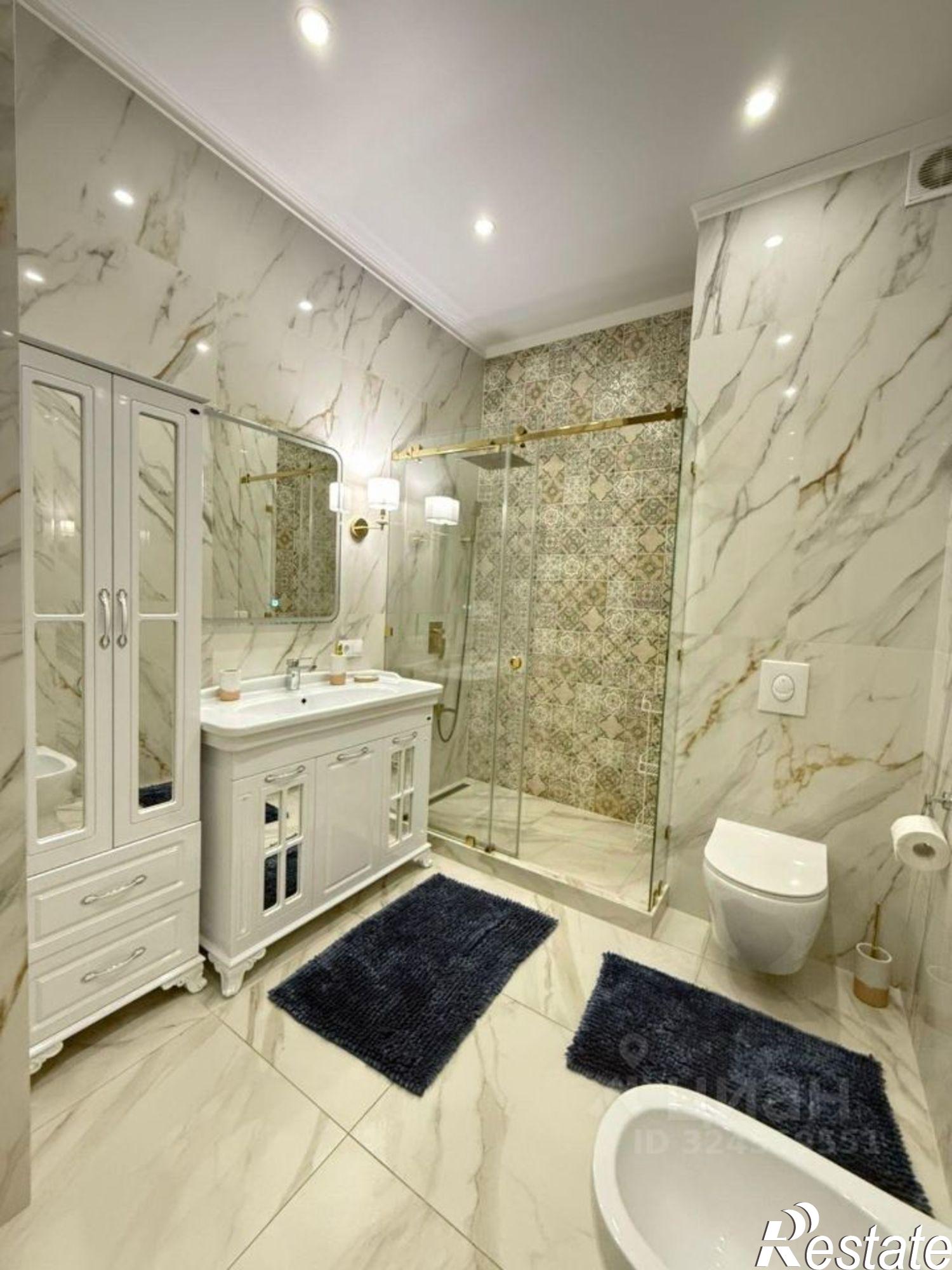 Сдать квартиру за 90 000 рублей на Симферополь, улица Фрунзе, 41А