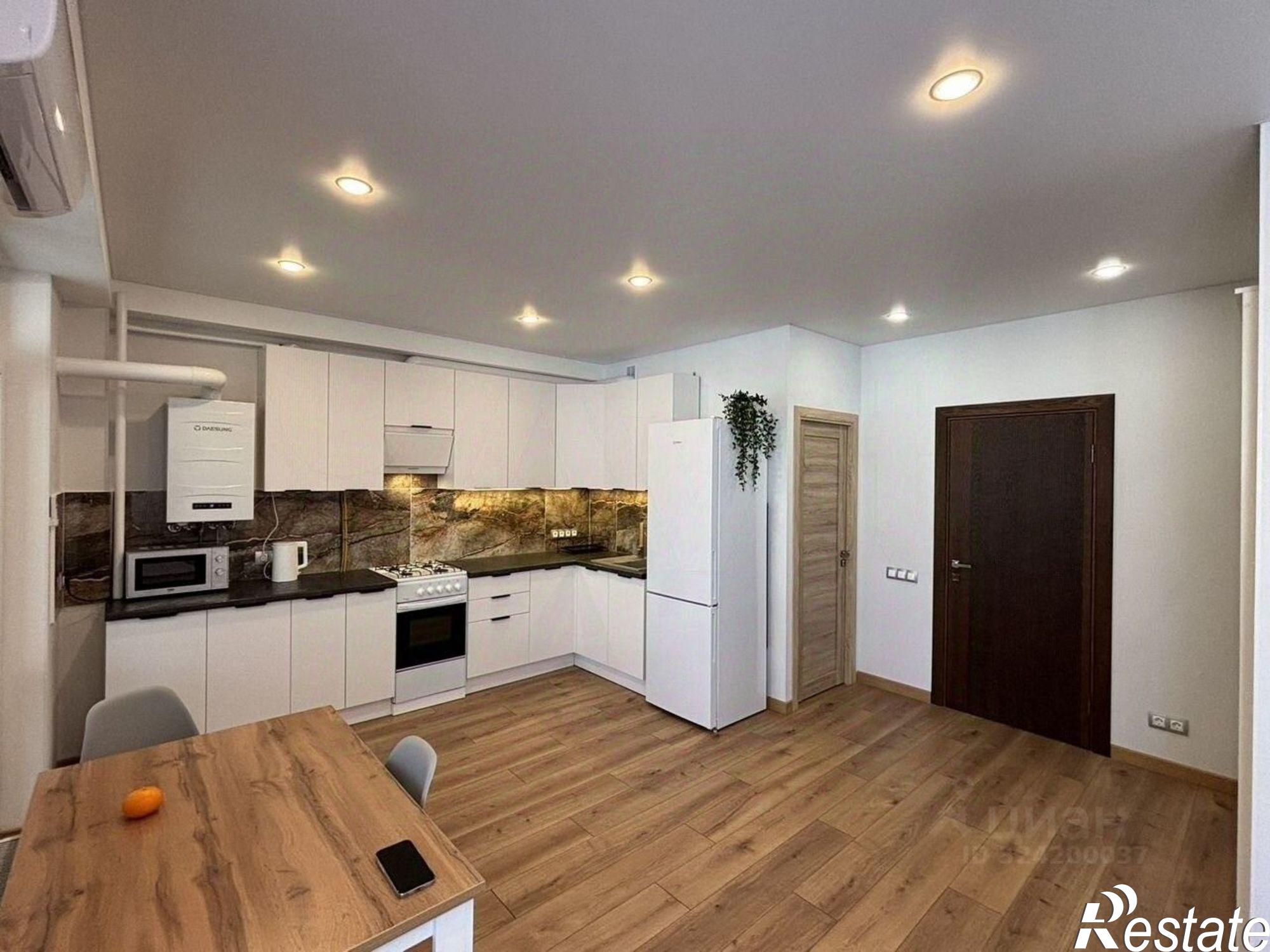 Сдать квартиру за 70 000 рублей на Симферопольский район